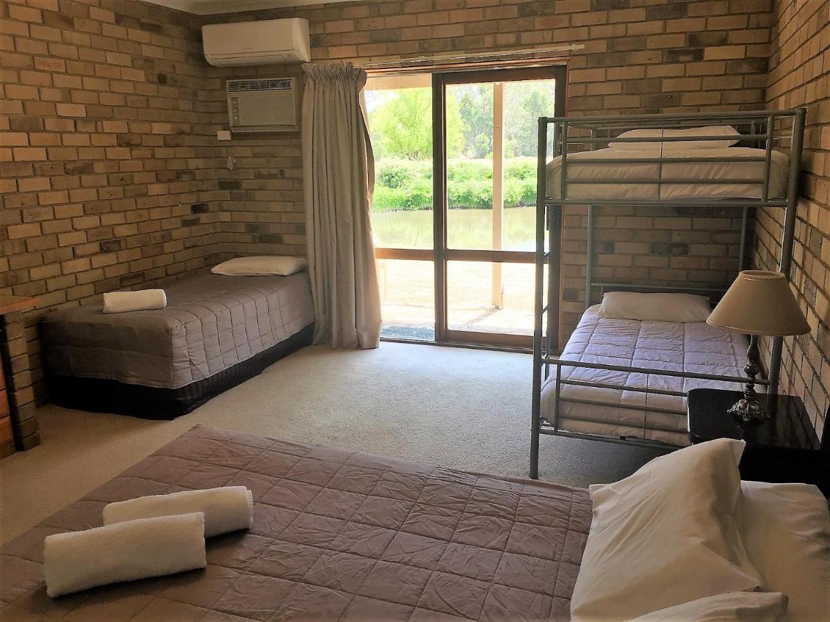 ستول Magdala Motor Lodge & Lakeside Restaurant المظهر الخارجي الصورة